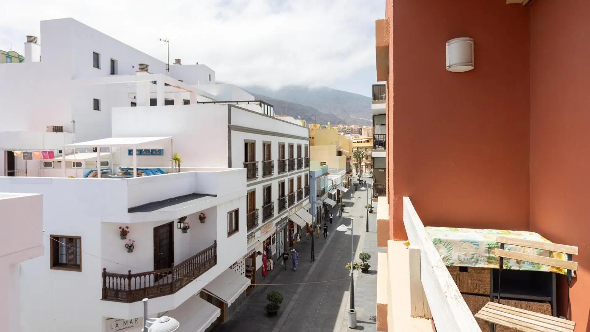 Live Basilica Candelaria Beach & Balcony Apartment